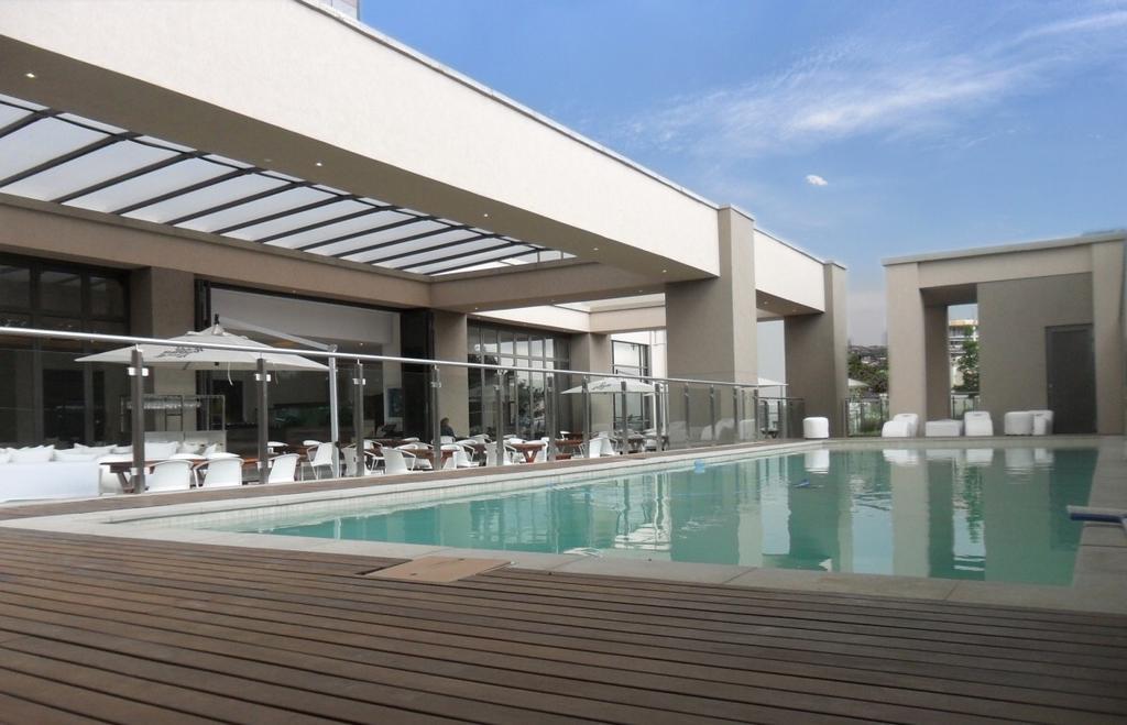 Luxury @ Sandton Skye Johannesburg Ngoại thất bức ảnh